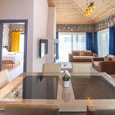 فيلة Magnificent With Private Pool And Backyard In Fethiye Ovacık