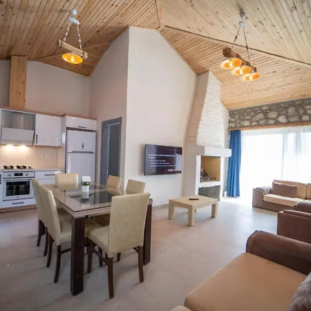 Βίλα Magnificent With Private Pool And Backyard In Fethiye *